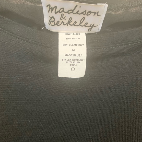 Madison & Berkeley basic black top nwt - Picture 2 of 4